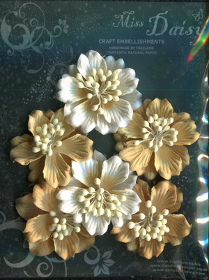 Set of 6 Gardenias 50mm <br>matching colour set<br>soft ochre